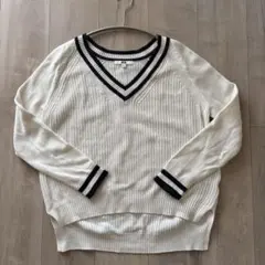 【美品】UNIQLO アイボリー Vネックニット 長袖