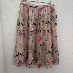 ZARA ザラ　刺繍スカート