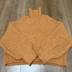 H&M チャンキーニット タートルネック ボリューム袖 オレンジ M