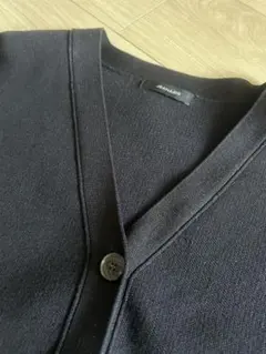 ジーナシスカーディガン