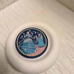 ディズニーキャラクターズ♡刺繍缶バッジ♡シンデレラ