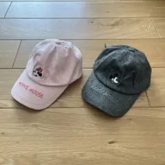 Disneyキッズミニー&ミッキーキャップセット54cmスエード調