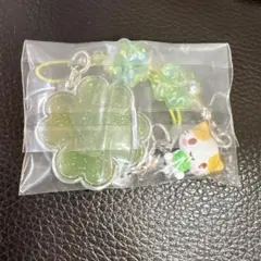 シークレットクローバーストラップ マシュマロみたいなふわふわにゃんこ