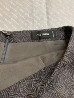 CIVIDINI  チャコールグレー スカートのサムネイル