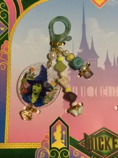 ウィキッド アクリルキーホルダー　エルファバ