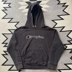 Champion ブラック フード付きパーカー　リバースウエ−ブ