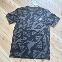 《新品未使用》adidas IQ4108 Tシャツ 140