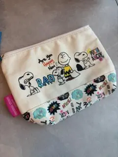 【新品・未使用】スヌーピー ポーチ USJ限定 未使用 化粧ポーチ マルチケース