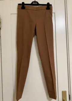 最終価格♡EMPORIO ARMANI ストレッチ テーパードパンツのサムネイル