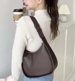 moment+ ショルダーバッグ