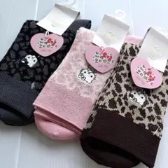 Sanrio HelloKitty NAIGAI ソックス 三足 日本限定 豹柄のサムネイル
