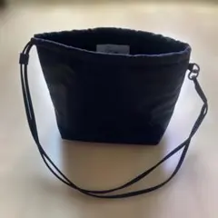 poik ミディアムドローストリングショルダーバッグ ブラック