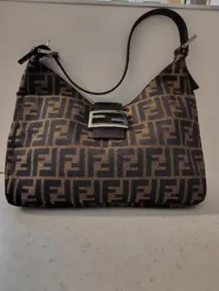 Fendi FFロゴショルダーバッグ