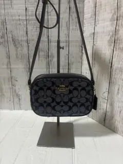 COACH シグネチャー ショルダーバッグのサムネイル