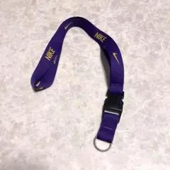 Nike ランヤード 紫色
