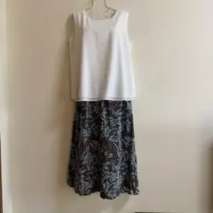 美品 Otto ターコイズブルー柄膝丈スカートのサムネイル