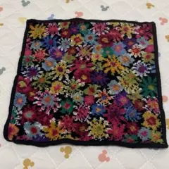 【新品未使用タグなし】Enjeau アーンジョー　花柄刺繍ハンカチ①