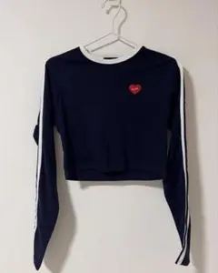 WHO'S WHO gallery クロップド丈 長袖カットソー ハート刺繍のサムネイル