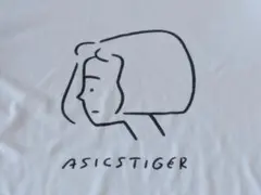 ASICS TIGER グラフィックTシャツMホワイト 古着 男女兼用 自宅整理のサムネイル