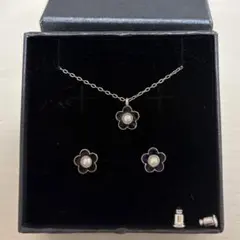 マリクワ　ネックレス・ピアス セット