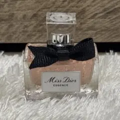 ミス ディオール エッセンス パルファン 5ml ミニサイズ