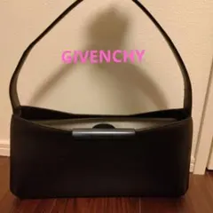 期間限定値下げ中❢美品GIVENCHYブラックハンドバッグ 本革