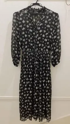 美品 ユニクロ Joy of Print シフォンプリーツワンピースS 7分袖