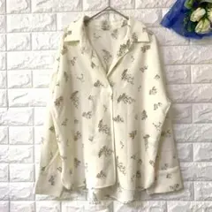 アース ミュージック＆エコロジー 花柄ブラウス オープンネック 美品 ゆるダボ