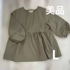 オリーブグリーン 七分袖 フレアトップス