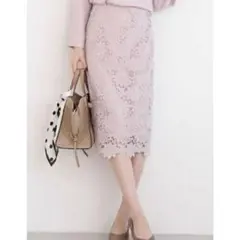 ナチュラルビューティーベーシック　ケミカルレースタイトスカート
