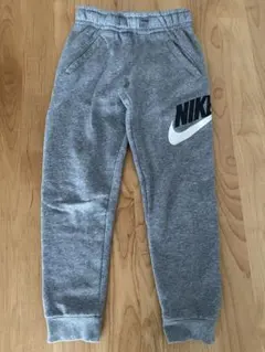 美品　NIKE スウェット　パンツ　XS グレー　キッズ　ジュニア　裏起毛