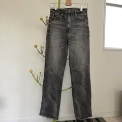 レッドカード　グレー デニムパンツ