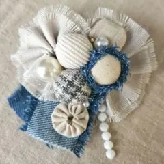 デニムコットンボール　ヨーヨーキルトブローチ　チェックグレー