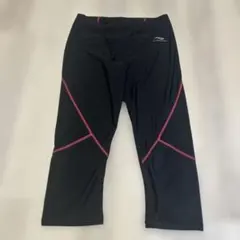 ティゴラ　タイツ　黒　スパッツ　レギンス　スポーツ　ランニング　ジムトレーニング