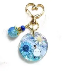 シマエナガ❁⃘*.゜レジンキーホルダーチャームドライフラワー水色