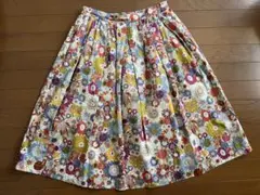 リバティ　花柄 フレアスカートのサムネイル