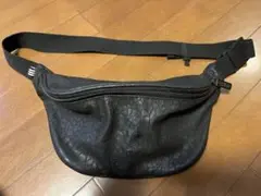 希少アディダスadidas originals フェイクレザーボディバッグ