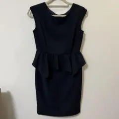 【美品】ネイビー ペプラム ノースリーブ ワンピースドレス