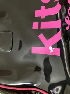 キットソン エナメル大型ボストン　ブラックピンク&ゴールド【唯様】のサムネイル