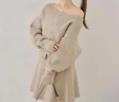 chico ジップオフショルメランジニット セットアップ