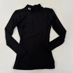 UNDER ARMOUR ブラック 長袖ハイネックシャツ