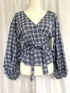 美品 マイケルコース チェック ペプラムブラウスのサムネイル