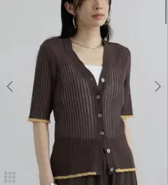 【美品】SALON adam et rope シアーVネックカーディガンのサムネイル