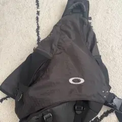 Oakley sling bag archive ショルダー - メルカリ