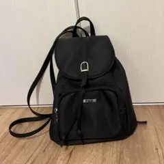 【美品】FILA フィラ ミニリュック バックパック ブラック 黒 ナイロン調のサムネイル