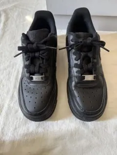 Nike ブラック スニーカー サイズ5 エアフォース1
