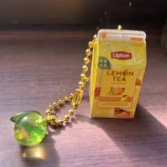 リプトン ミニチュアチャーム ピーチティー アップルティー