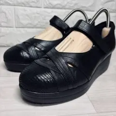 極美品 BeauFort 軽量厚底ストラップシューズ 23.5 EEE