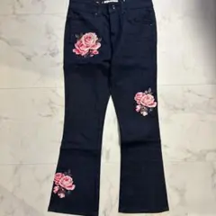 ケイトスペード　花柄刺繍 デニムパンツ フレアシルエットのサムネイル