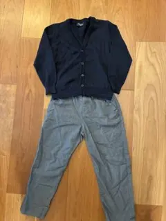 COMME CA ISMネイビー カーディガン 前ボタン式 長ズボンセット